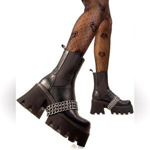 Lamoda Evening Stroll Platform Boot